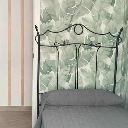 Cervantes Homestay szállás *