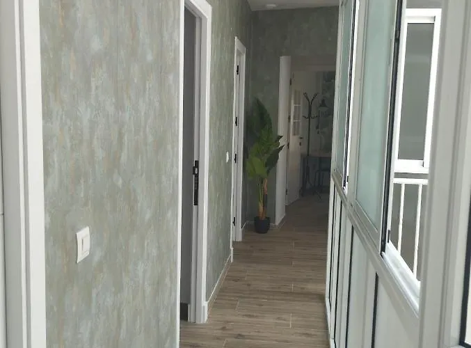 Cervantes Homestay szállás *