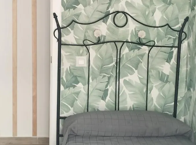 Cervantes Homestay szállás *